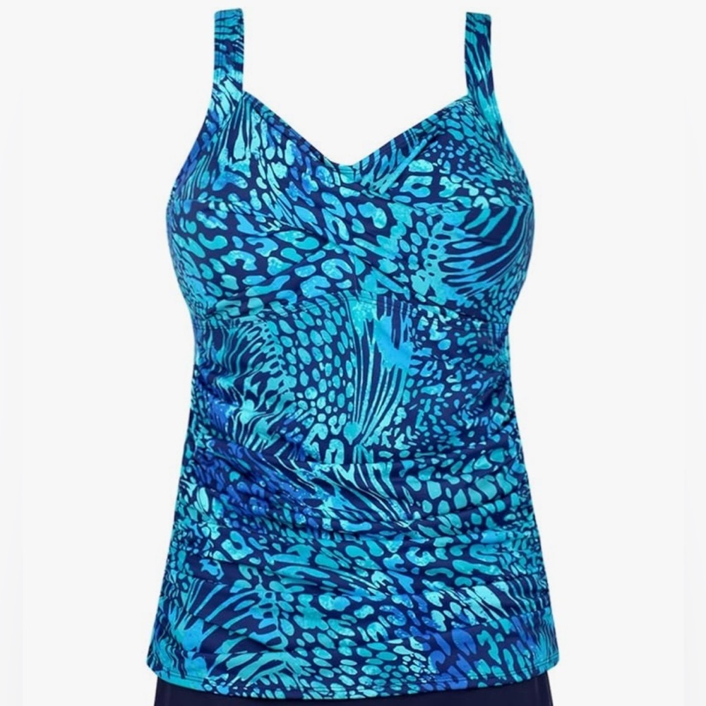 New- 14 Jinxueer Swim Tank Top ONLY
Full coverage padded top adjustable straps